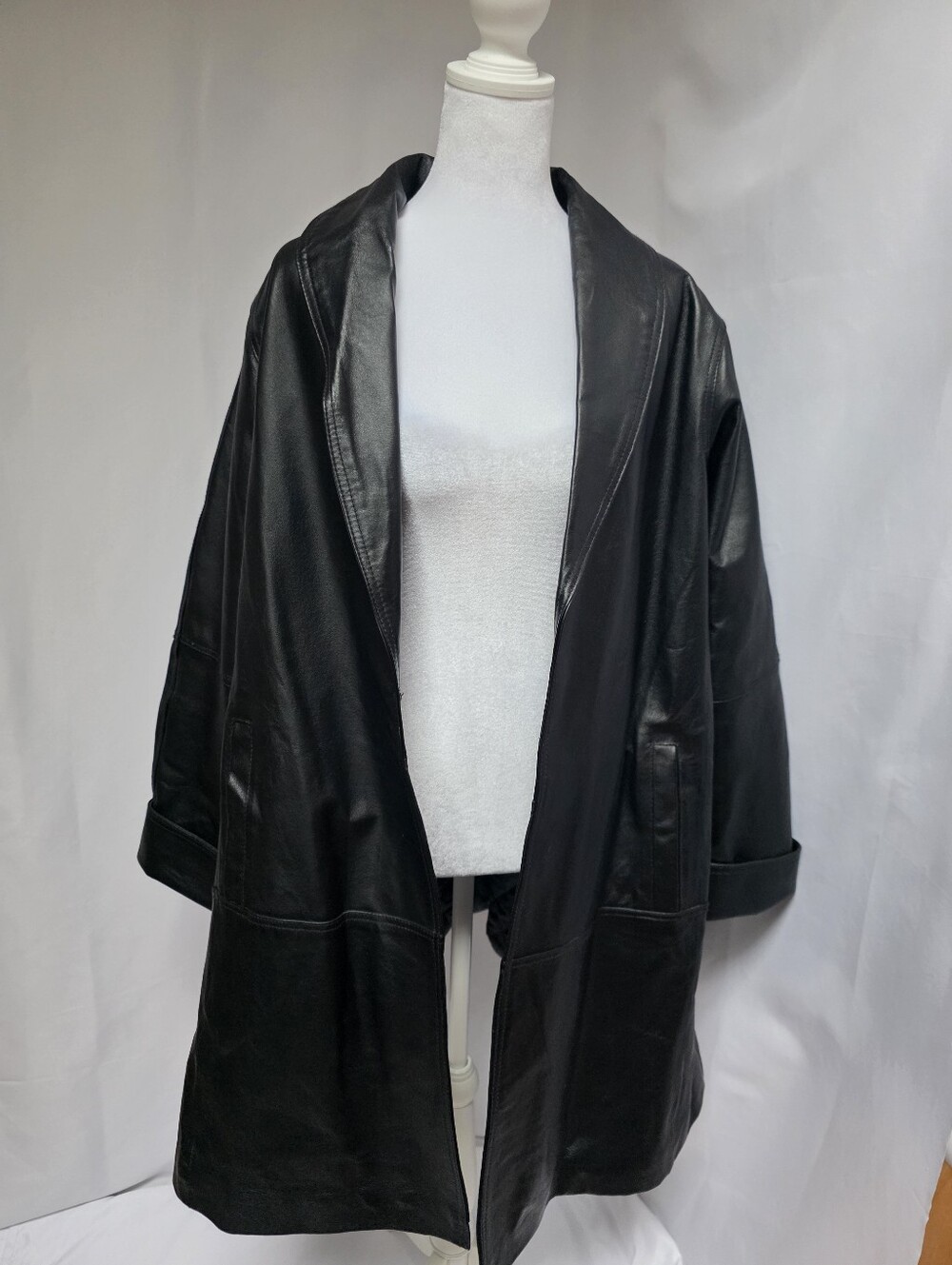 Veranesi Genuine Leather Coat Women's 14W Black Open Front Longline